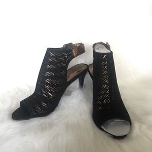 Carlos Santana shoes